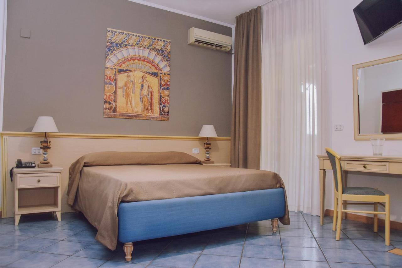 Hotel Piccolo Sogno بومبيي المظهر الخارجي الصورة