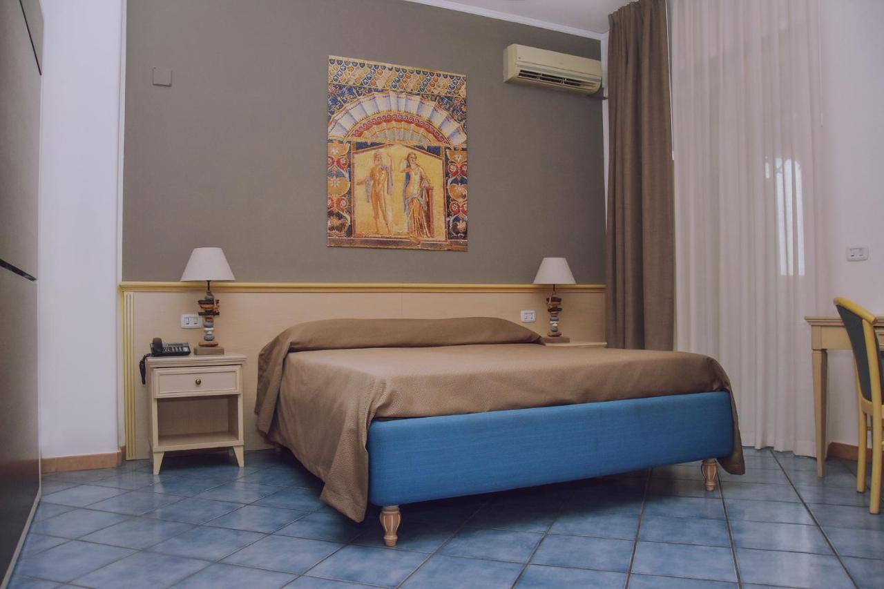 Hotel Piccolo Sogno بومبيي المظهر الخارجي الصورة