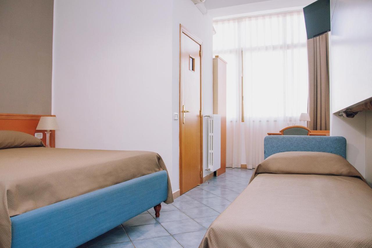 Hotel Piccolo Sogno بومبيي المظهر الخارجي الصورة